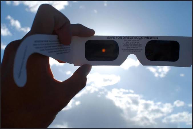 Celestron EclipSmart Solar Eclipse Glasses Eurotec